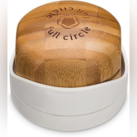 Lint Remover BNIB Full Circle Fuzz Off Lint Remover - Picture 2 of 10